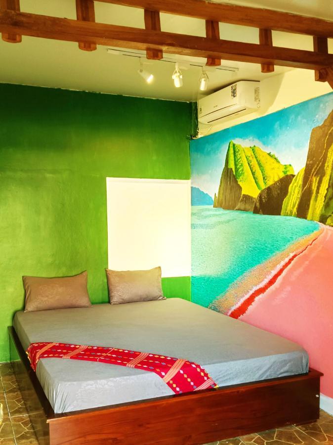 Lontart Guesthouse Nggorang Exteriör bild